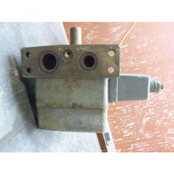 REXROTH HYDRAULIC PUMP #5241252J SHAFT HAS RUST NEW OLD STOCK #9 image